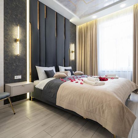 Rynok Square City Center Two Bedroom Apartment! Lemberg Exterior foto